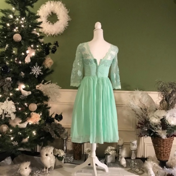 Boho style mint green lace & chiffon with 3/4 length sleeves - Picture 4 of 8